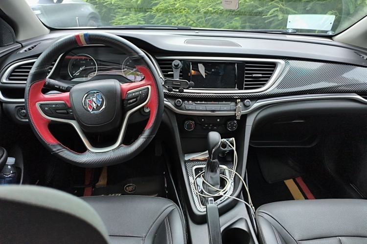 Used Buick GT 2021 Revised Version Flagship 1.5L Automatic Elite Edition Center Console