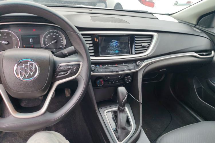 Used Buick GT 2021 Revised Version Flagship 1.5L Automatic Elite Edition Center Console