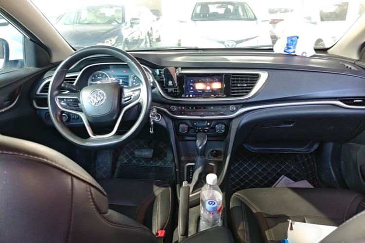 Used Buick GT 2021 Revised Version Flagship 1.5L Automatic Elite Edition Center Console