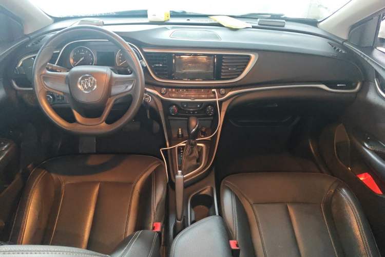 Used Buick GT 2021 1.3T Automatic Mild Hybrid Elite Version Center Console