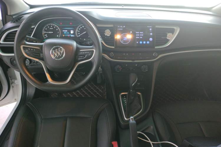 Used Buick GT 2021 Revised Version Flagship 1.5L Automatic Elite Edition Center Console