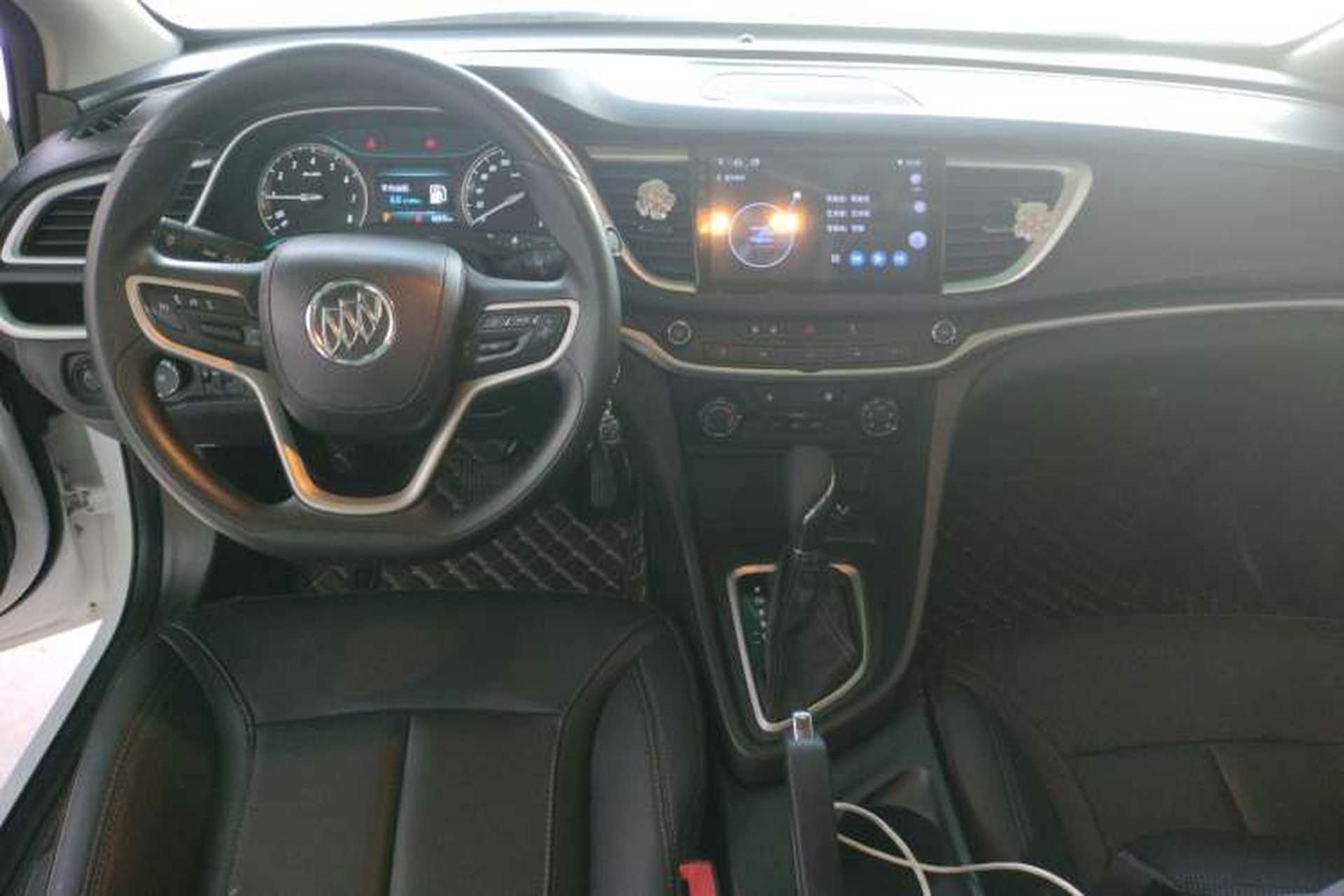 Used Buick GT 2021 Revised Version Flagship 1.5L Automatic Elite Edition Center Console