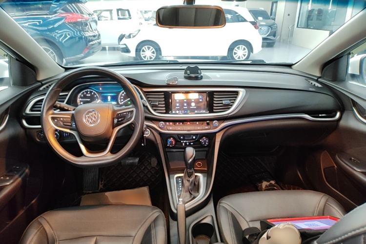 Used Buick GT 2021 Revised Version Flagship 1.5L Automatic Elite Edition Center Console