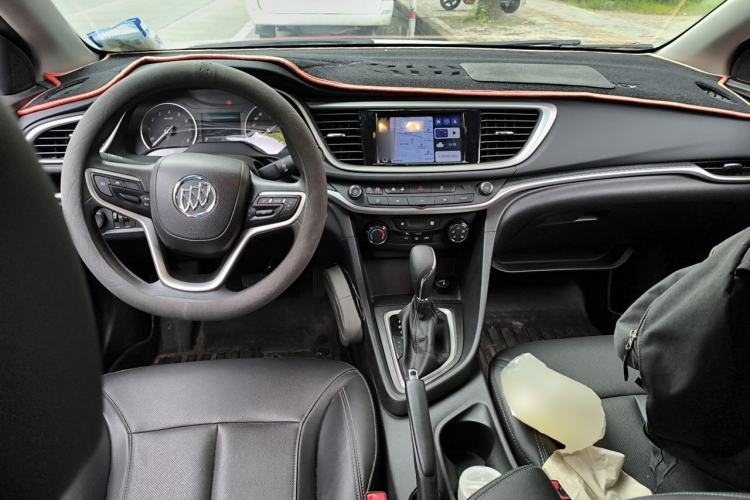 Used Buick GT 2021 Revised Version 1.3T Automatic Mild Hybrid Elite Edition Center Console