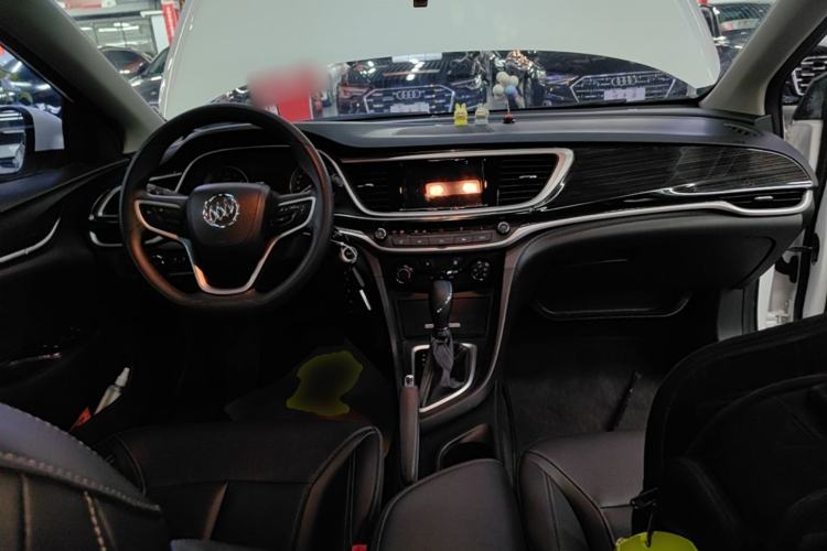 Used Buick GT 2021 Revised Version Flagship 1.5L Automatic Elite Edition Center Console