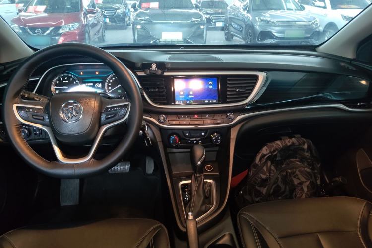 Used Buick GT 2021 Revised Version Flagship 1.5L Automatic Elite Edition Center Console