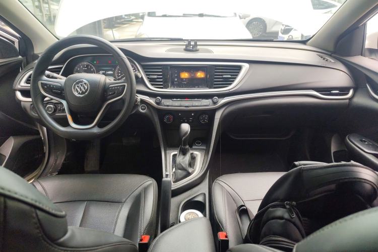 Used Buick GT 2021 Revised Version 1.3T Automatic Mild Hybrid Elite Edition Center Console
