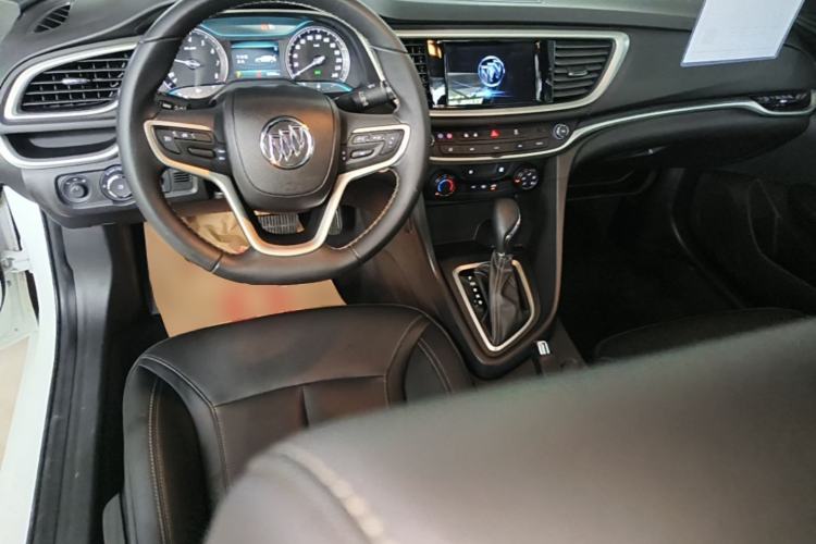 Used Buick GT 2021 Revised Version 1.3T Automatic Mild Hybrid Elite Edition Center Console