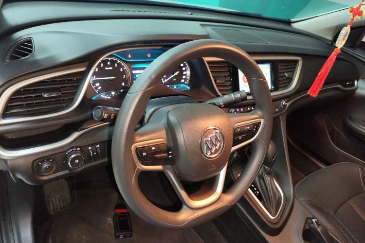 Used Buick GT 2021 Revised Version Flagship 1.5L Automatic Elite Edition Center Console