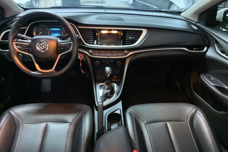 Used Buick GT 2021 Revised Version 1.3T Automatic Mild Hybrid Elite Edition Center Console