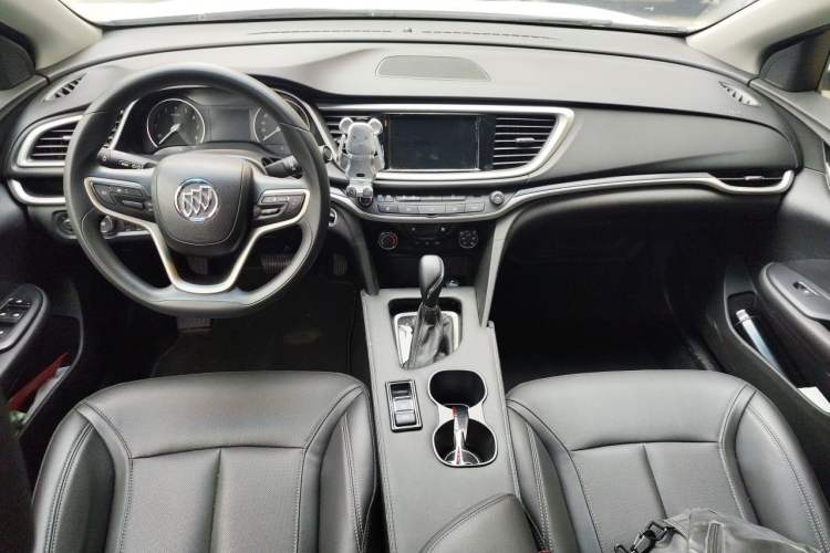 Used Buick GT 2021 Revised Version Flagship 1.5L Automatic Elite Edition Center Console