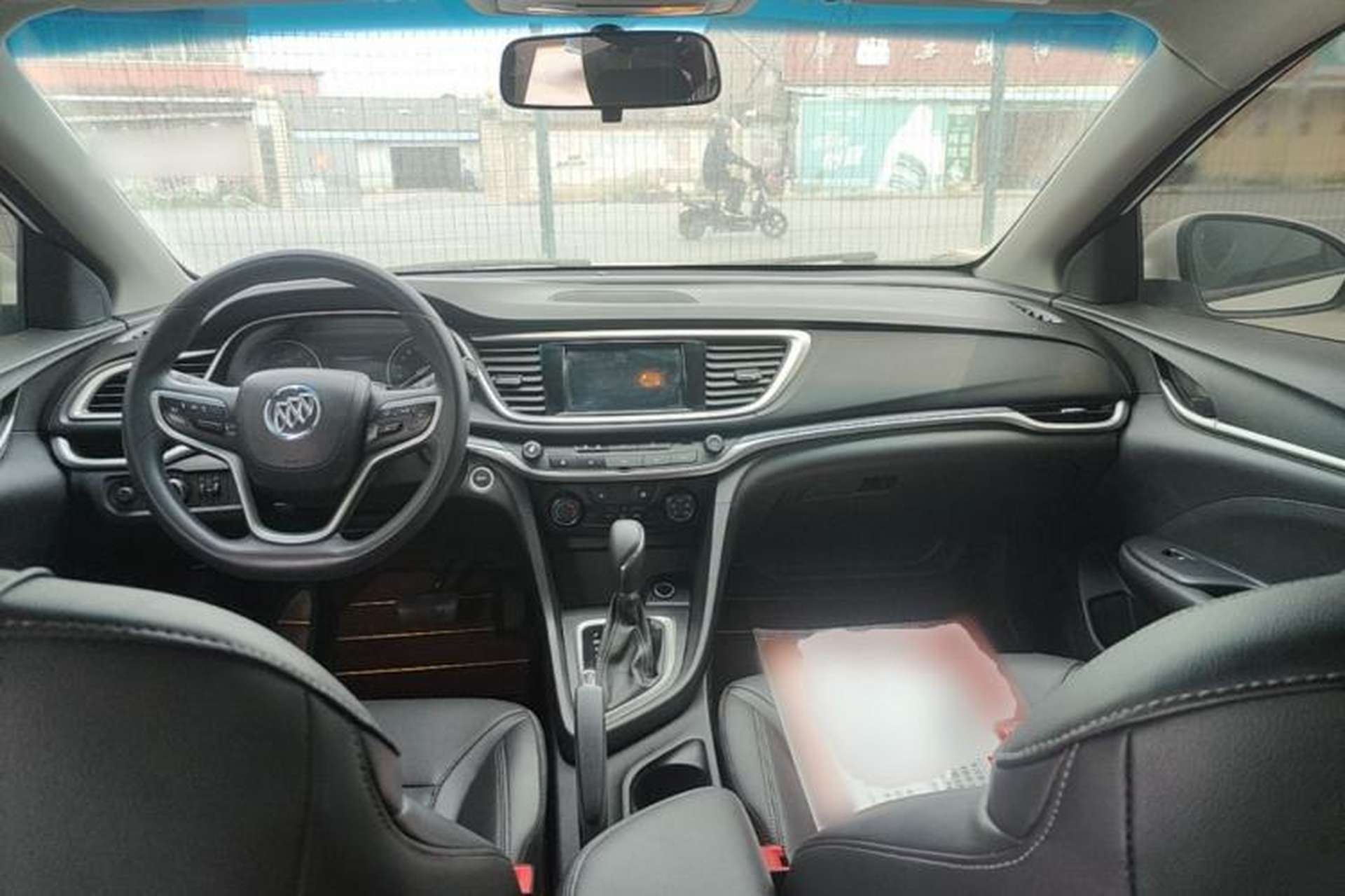 Used Buick GT 2021 Revised Version 1.3T Automatic Mild Hybrid Elite Edition Center Console