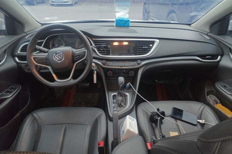 Used Buick GT 2021 Revised Version Flagship 1.5L Automatic Elite Edition Center Console