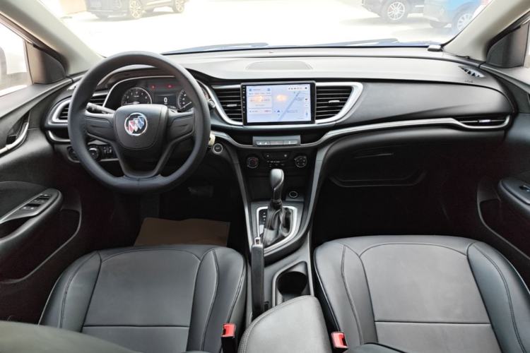 Used Buick GT 2021 Revised Version Flagship 1.5L Automatic Entry-Level Trim Center Console