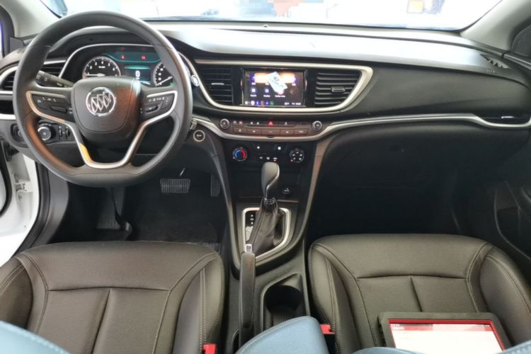 Used Buick GT 2021 Revised Version 1.3T Automatic Mild Hybrid Elite Edition Center Console