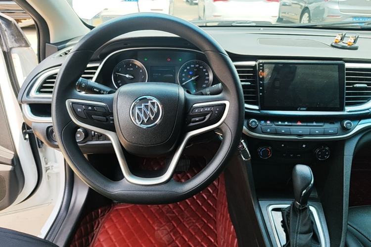 Used Buick GT 2021 Revised Version Flagship 1.5L Automatic Elite Edition Center Console