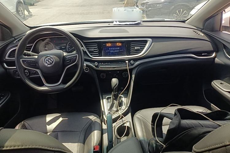 Used Buick GT 2021 Revised Version Flagship 1.5L Automatic Elite Edition Center Console