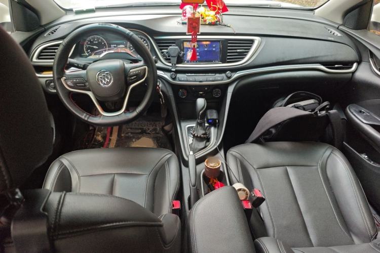 Used Buick GT 2021 Revised Version 1.3T Automatic Mild Hybrid Elite Edition Center Console