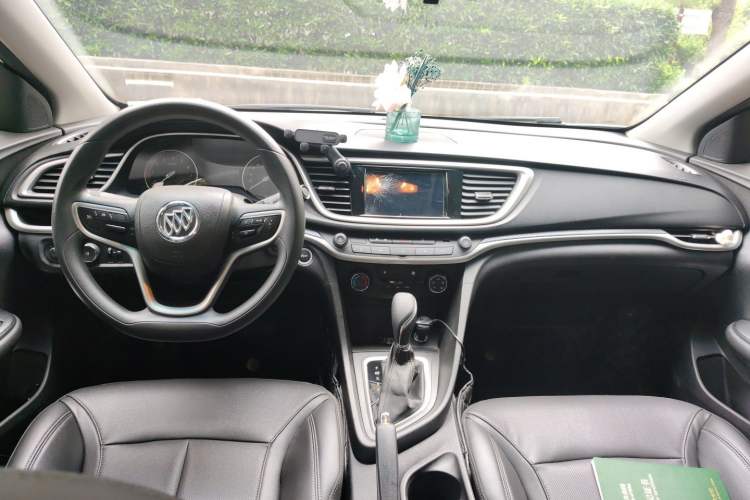 Used Buick GT 2021 Exemplar 1.5L Automatic Elite Version Center Console