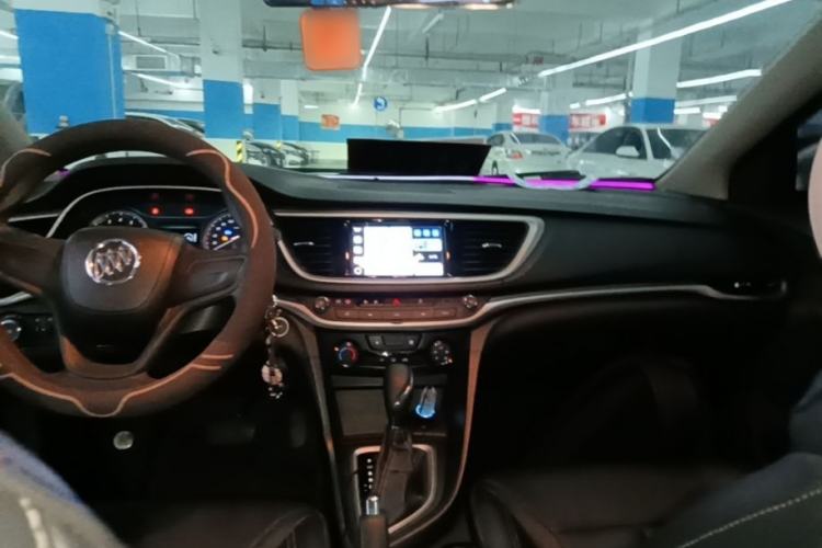 Used Buick GT 2021 1.3T Automatic Mild Hybrid Elite Version Center Console