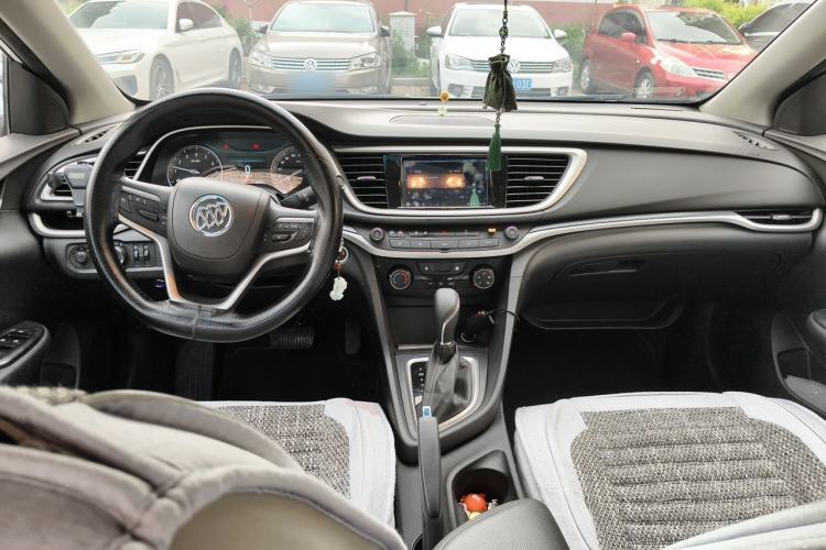 Used Buick GT 2021 Revised Version Flagship 1.5L Automatic Elite Edition Center Console