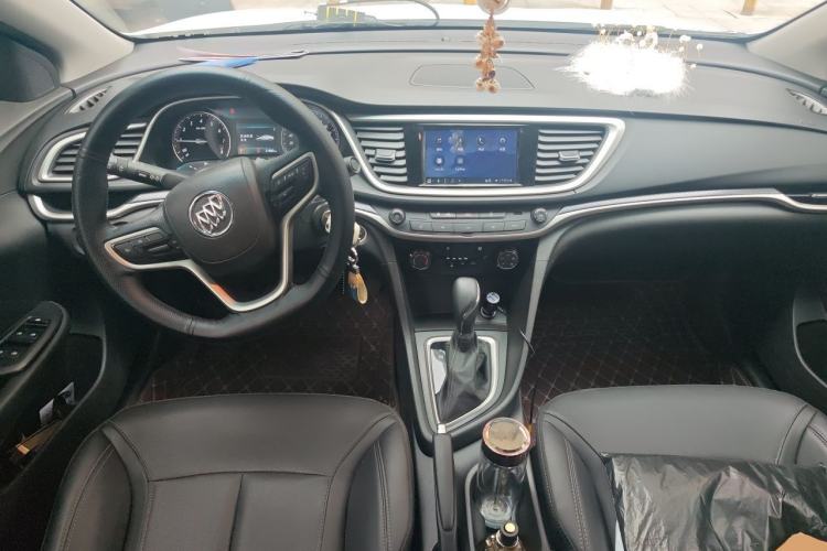 Used Buick GT 2021 Revised Version Flagship 1.5L Automatic Elite Edition Center Console
