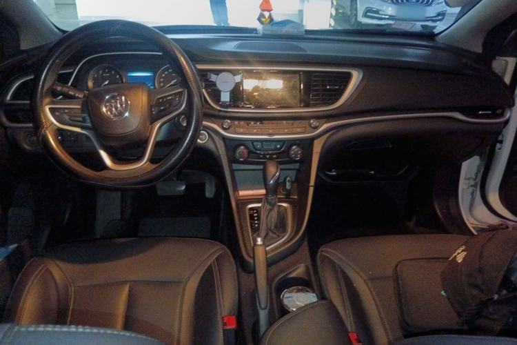 Used Buick GT 2021 Revised Version Flagship 1.5L Automatic Elite Edition Center Console