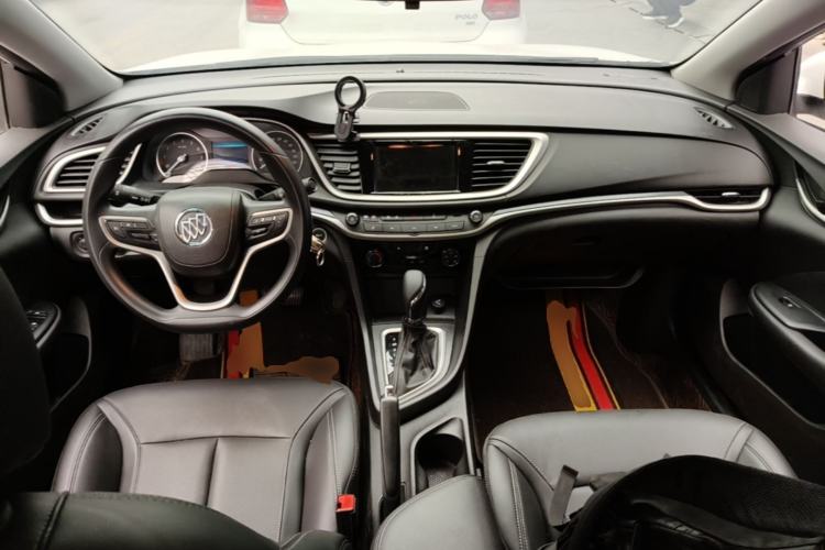Used Buick GT 2021 Revised Version Flagship 1.5L Automatic Elite Edition Center Console