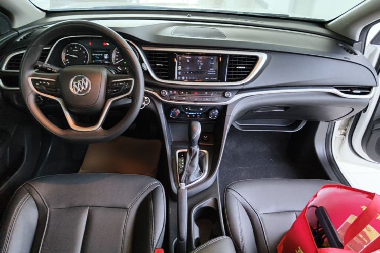Used Buick GT 2021 Revised Version Flagship 1.5L Automatic Elite Edition Center Console