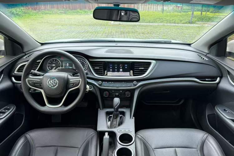 Used Buick GT 2021 Revised Version Flagship 1.5L Automatic Elite Edition Center Console
