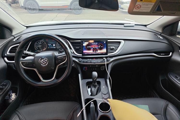 Used Buick GT 2021 Revised Version Flagship 1.5L Automatic Elite Edition Center Console