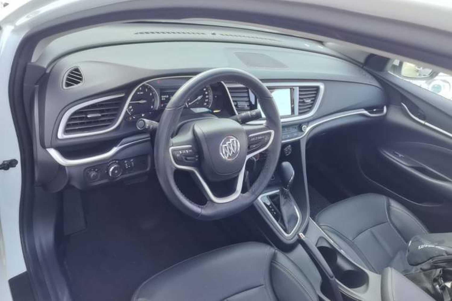 Used Buick GT 2021 1.3T Automatic Mild Hybrid Elite Version Center Console