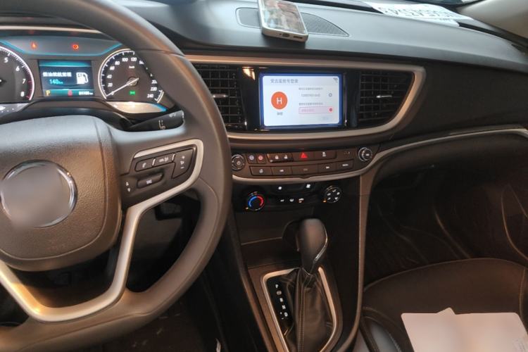 Used Buick GT 2021 Revised Version Flagship 1.5L Automatic Elite Edition Center Console