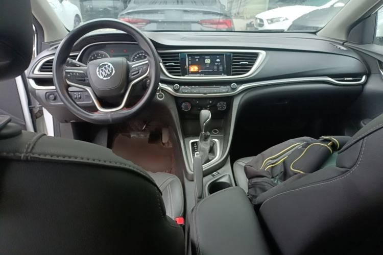 Used Buick GT 2021 Revised Version Flagship 1.5L Automatic Elite Edition Center Console