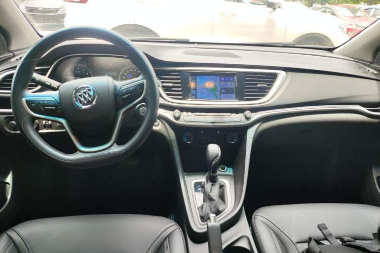 Used Buick GT 2021 Revised Version Flagship 1.5L Automatic Elite Edition Center Console
