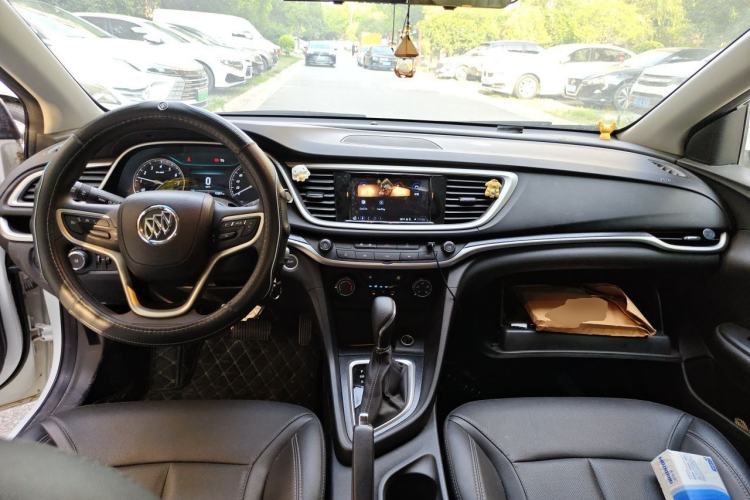 Used Buick GT 2021 Revised Version Flagship 1.5L Automatic Elite Edition Center Console