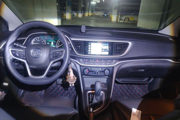 Used Buick GT 2021 Revised Version Flagship 1.5L Automatic Elite Edition Center Console