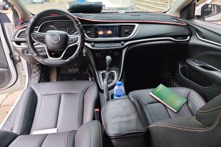 Used Buick GT 2021 Revised Version Flagship 1.5L Automatic Elite Edition Center Console