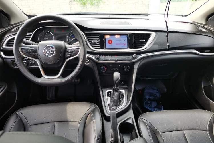 Used Buick GT 2021 Revised Version Flagship 1.5L Automatic Elite Edition Center Console