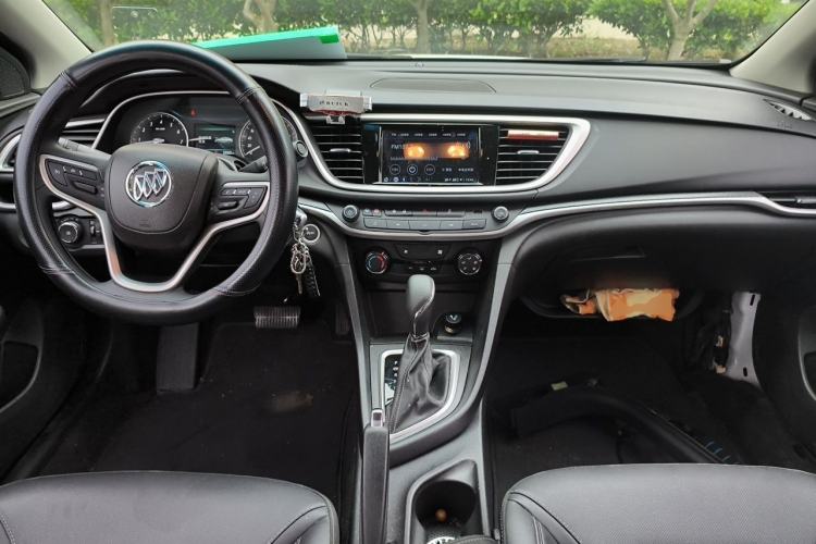 Used Buick GT 2021 Revised Version Flagship 1.5L Automatic Elite Edition Center Console