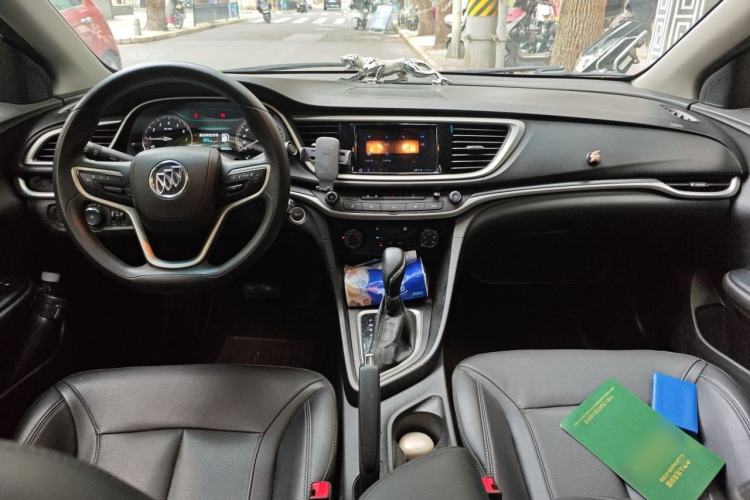 Used Buick GT 2021 Revised Version Flagship 1.5L Automatic Elite Edition Center Console