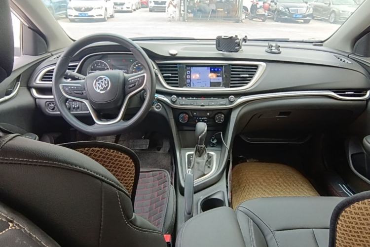 Used Buick GT 2021 Revised Version Flagship 1.5L Automatic Elite Edition Center Console