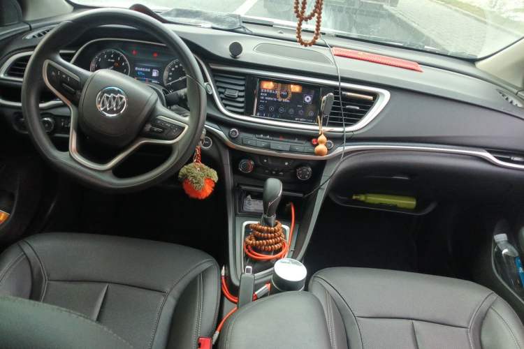 Used Buick GT 2021 Revised Version Flagship 1.5L Automatic Elite Edition Center Console