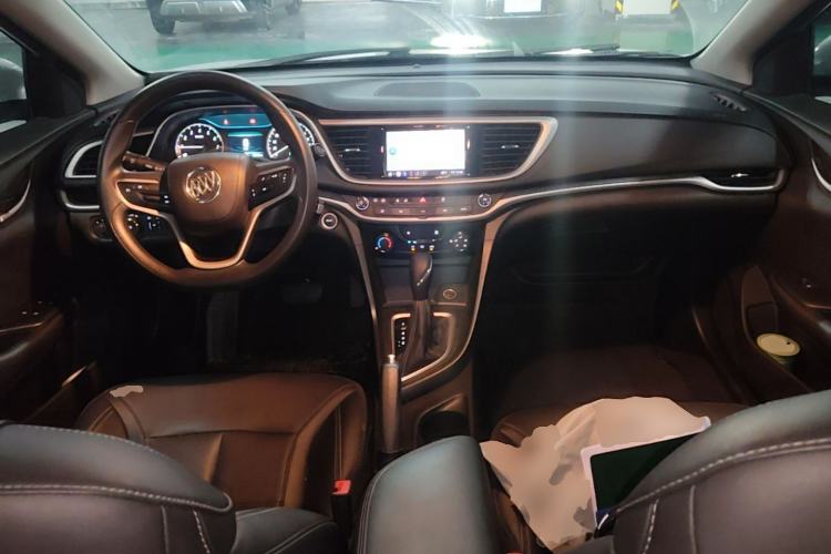 Used Buick GT 2021 Revised Version Flagship 1.5L Automatic Elite Edition Center Console
