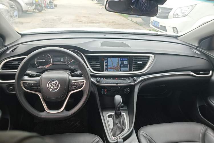 Used Buick GT 2021 Revised Version 1.3T Automatic Mild Hybrid Elite Edition Center Console