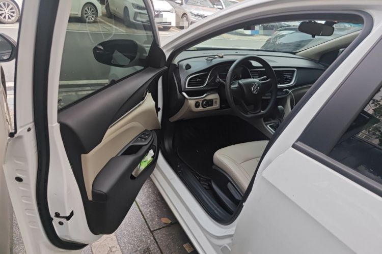Used Buick GT 2021 Exemplar 1.5L Automatic Elite Version Driver Seat