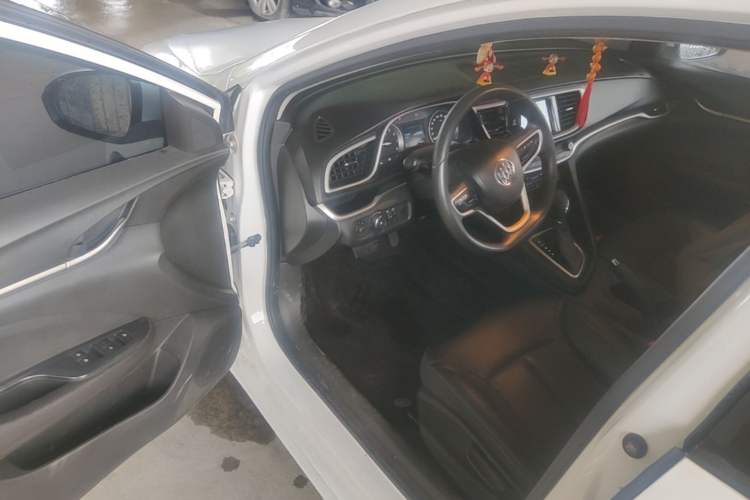 Used Buick GT 2021 Exemplar 1.5L Automatic Elite Version Driver Seat
