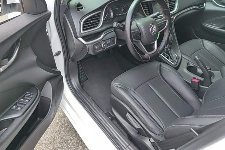 Used Buick GT 2021 Revised Version 1.3T Automatic Mild Hybrid Elite Edition Driver Seat