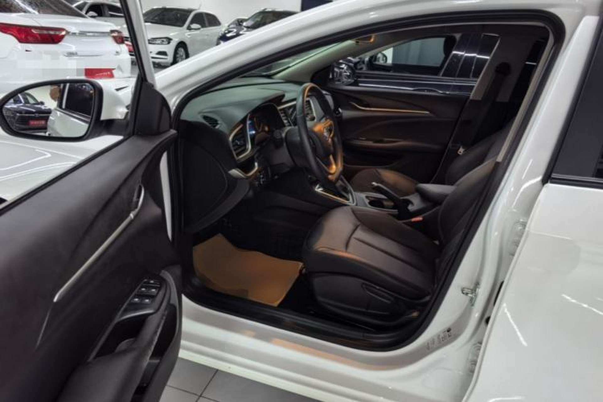 Used Buick GT 2021 Revised Version 1.3T Automatic Mild Hybrid Elite Edition Driver Seat
