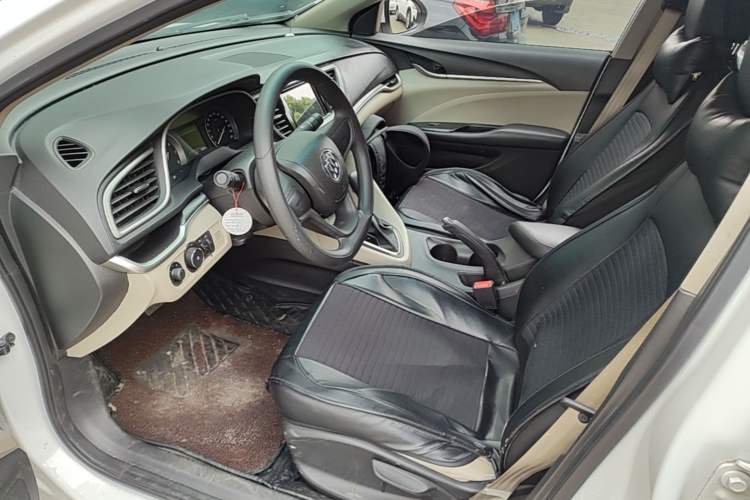 Used Buick GT 2021 Exemplar 1.5L Automatic Elite Version Driver Seat